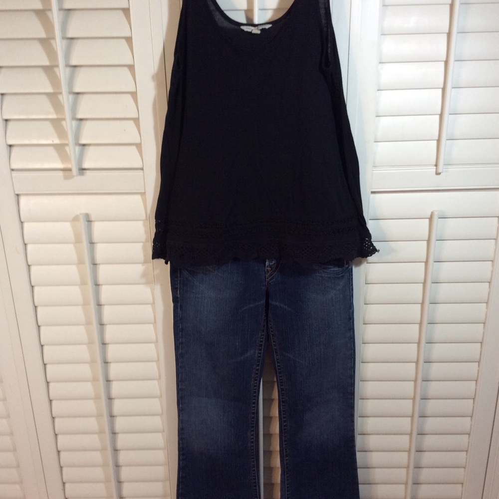 American Eagle  Black Tank Size L